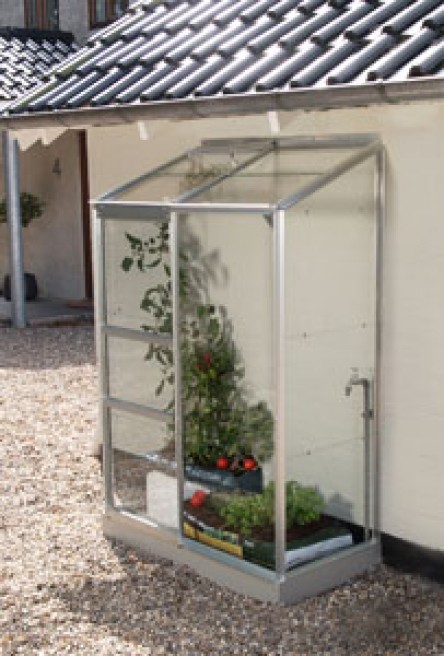 The Vitavia IDA (4' X 2') Wall Garden 900